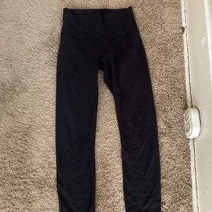Lululemon Size 4 Wunder Unders Black
